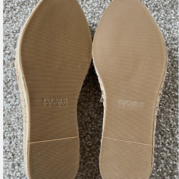 NWOT ASOS Espadrille Flat Pink Blush Faux Leather Rose Gold Metallic Toe Cap - Picture 4 of 4